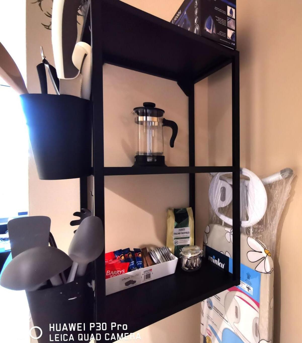 CENTRAL LOCATION 2 BED APT Fast WIFI & TV&KITCHEN
