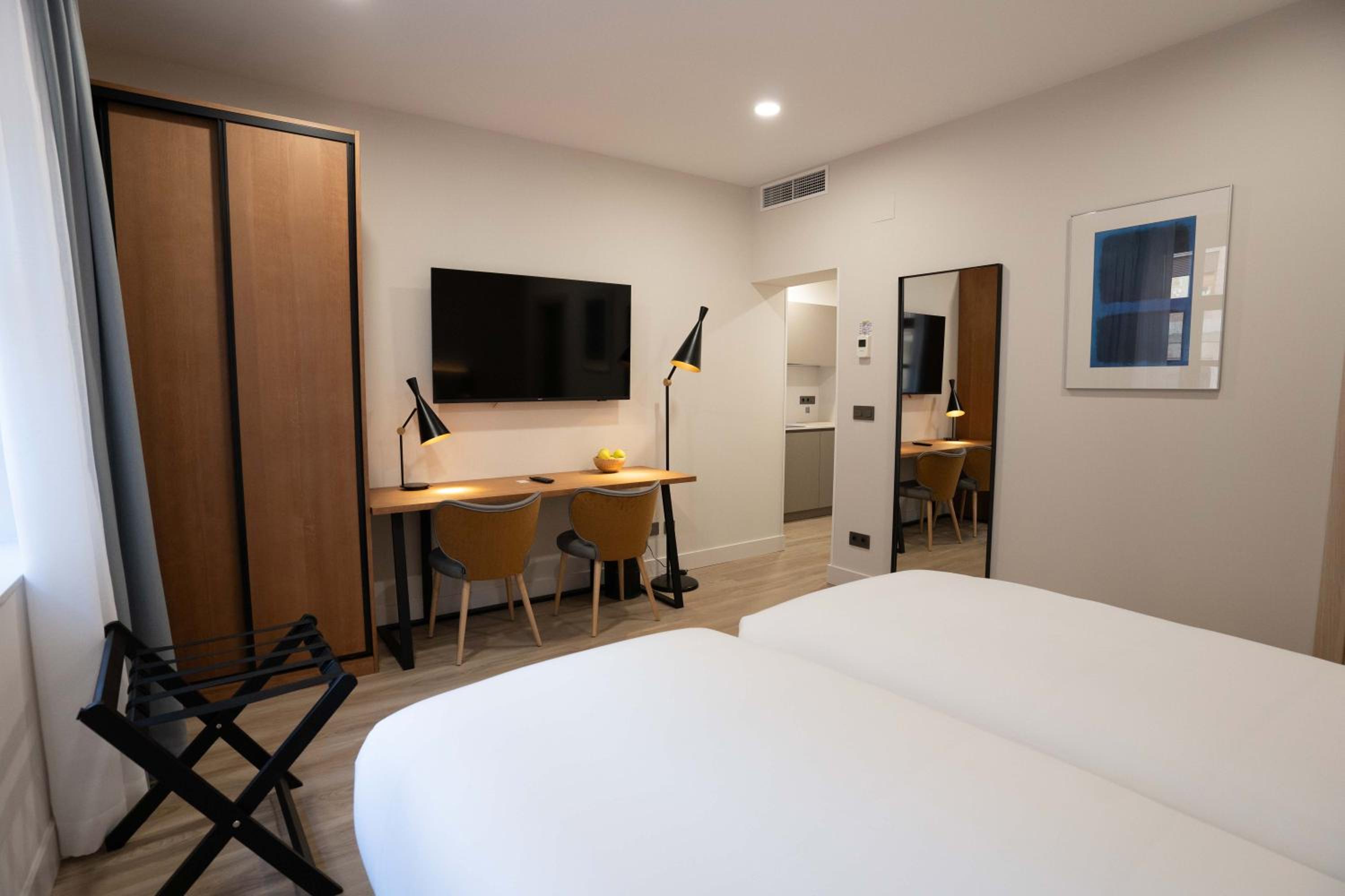 Prisma Suites