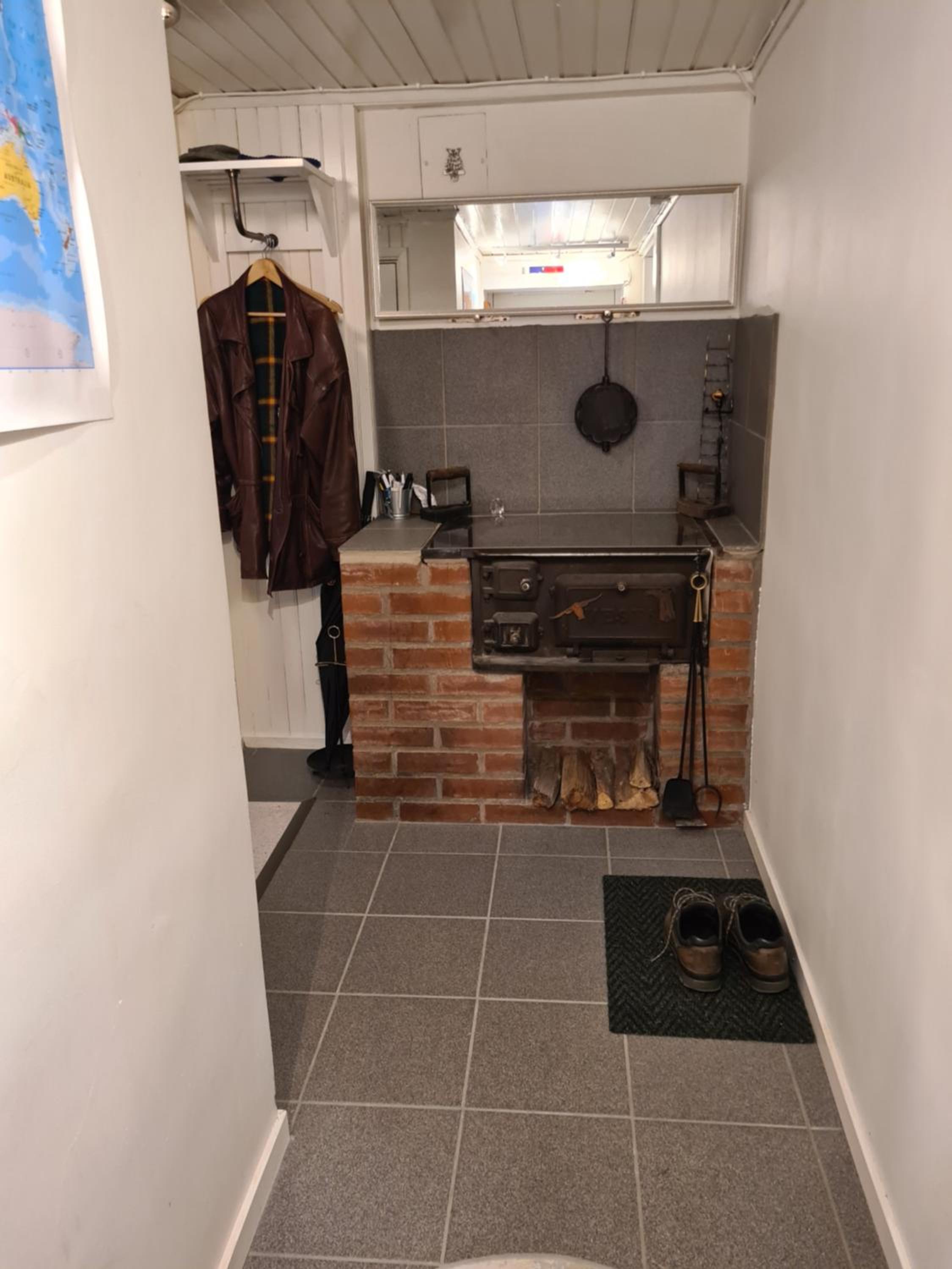 Photo 12