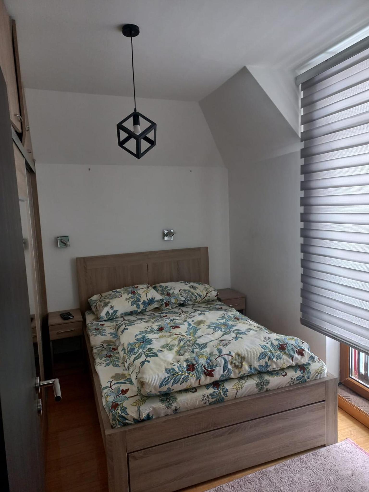 LUX APARTMAN EM view 5