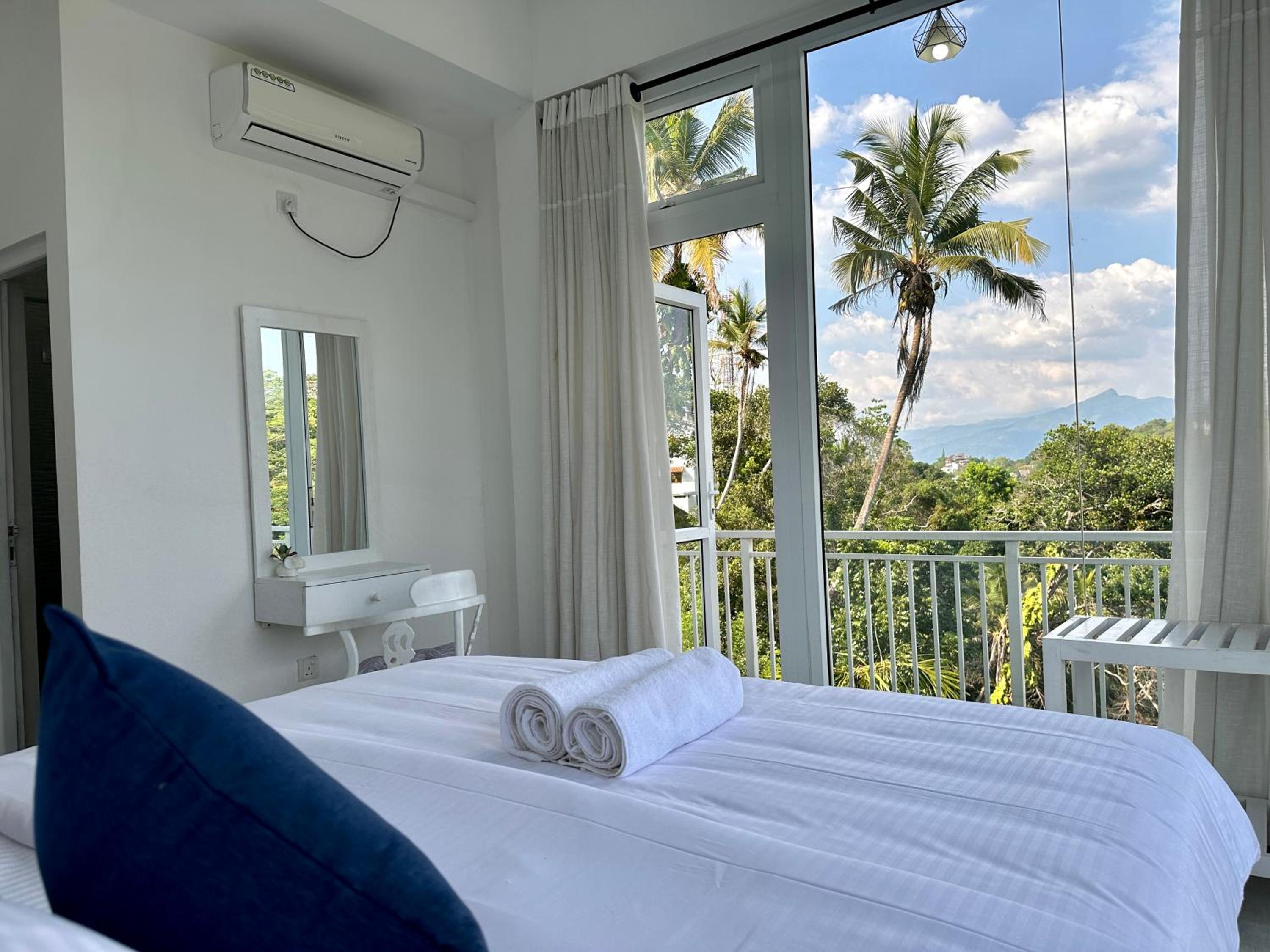 Secret Heaven Kandy view 5