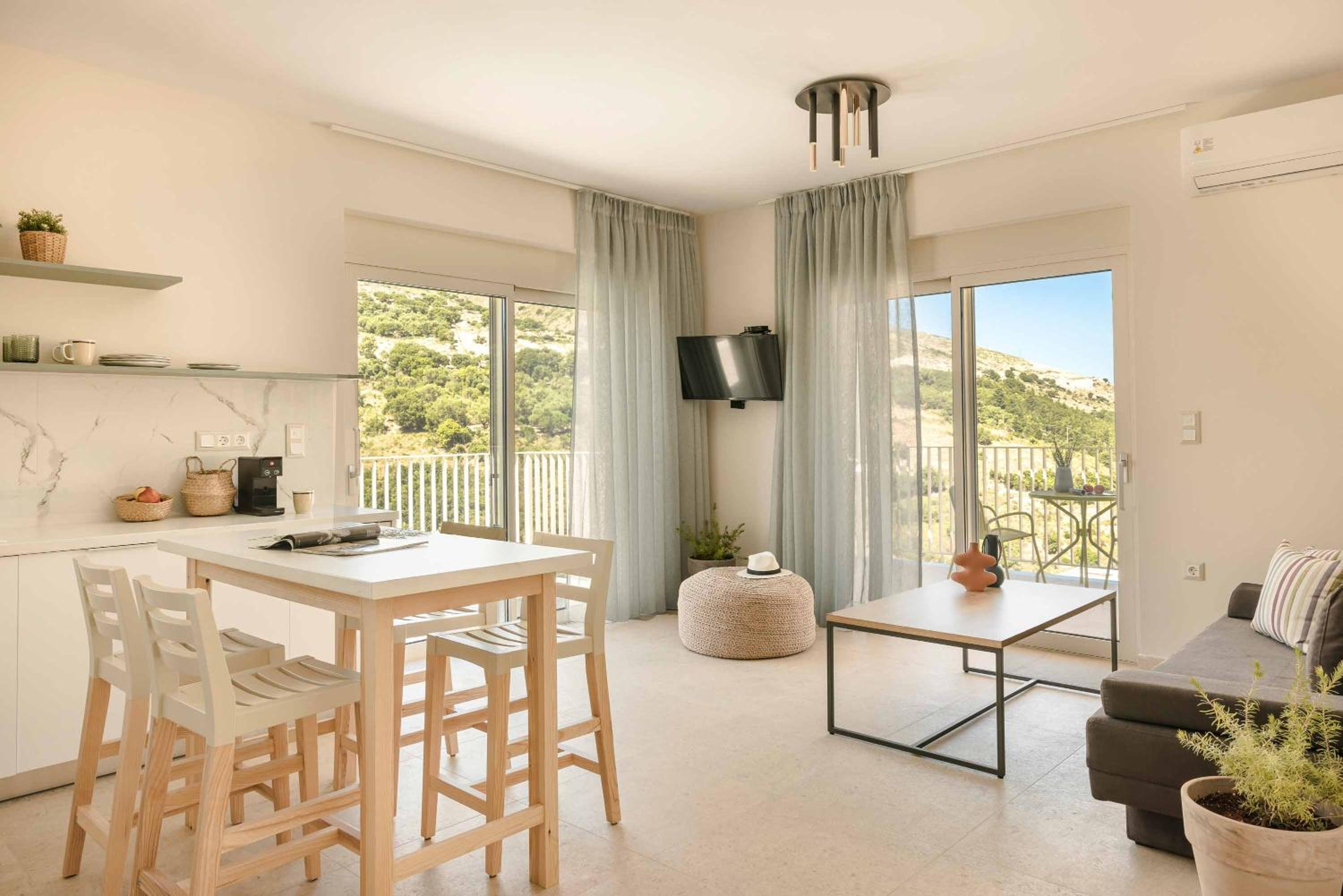 Ostria Villa