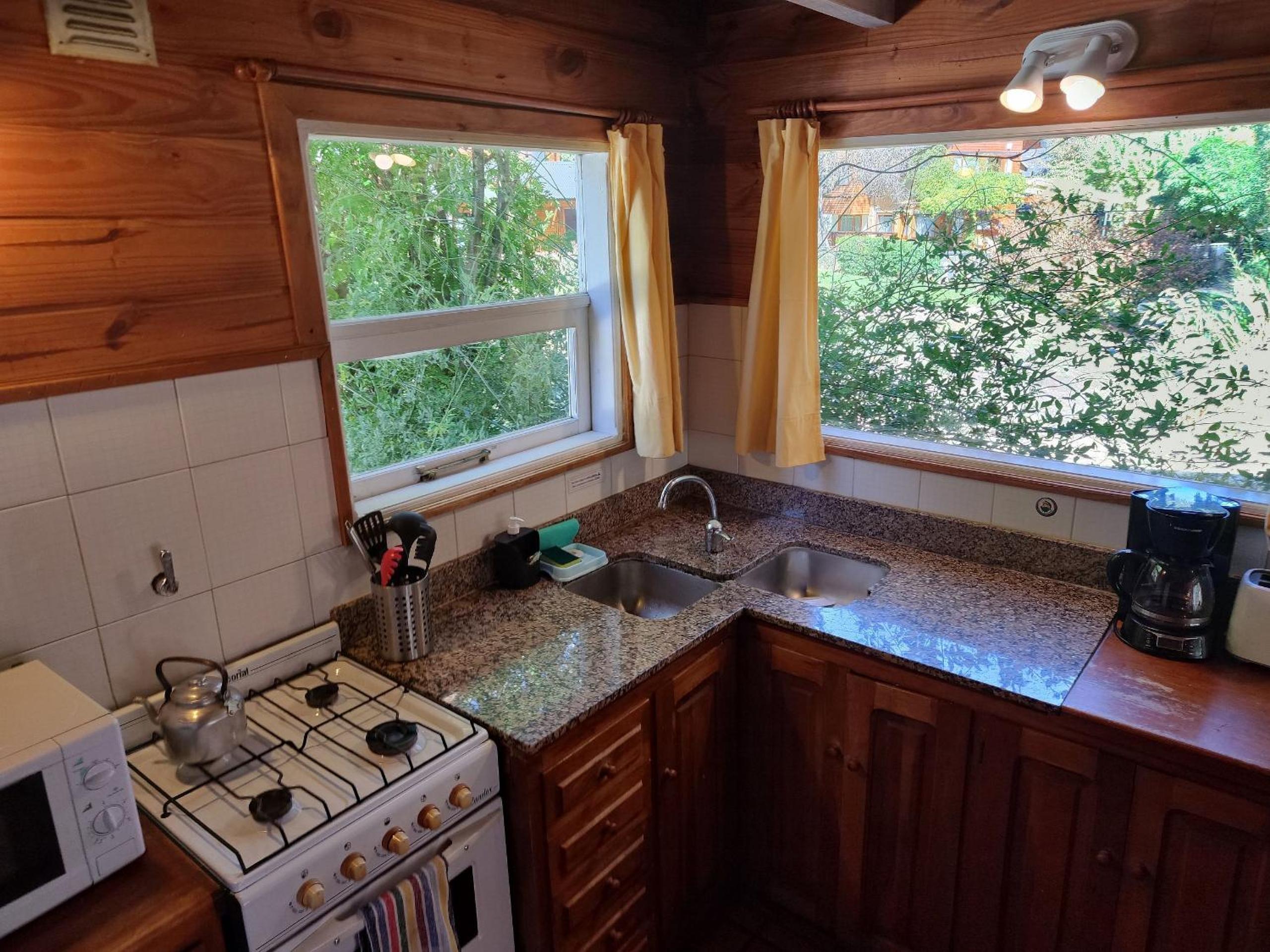 Cabaña soñada sobre el arroyo con dos dormitorios