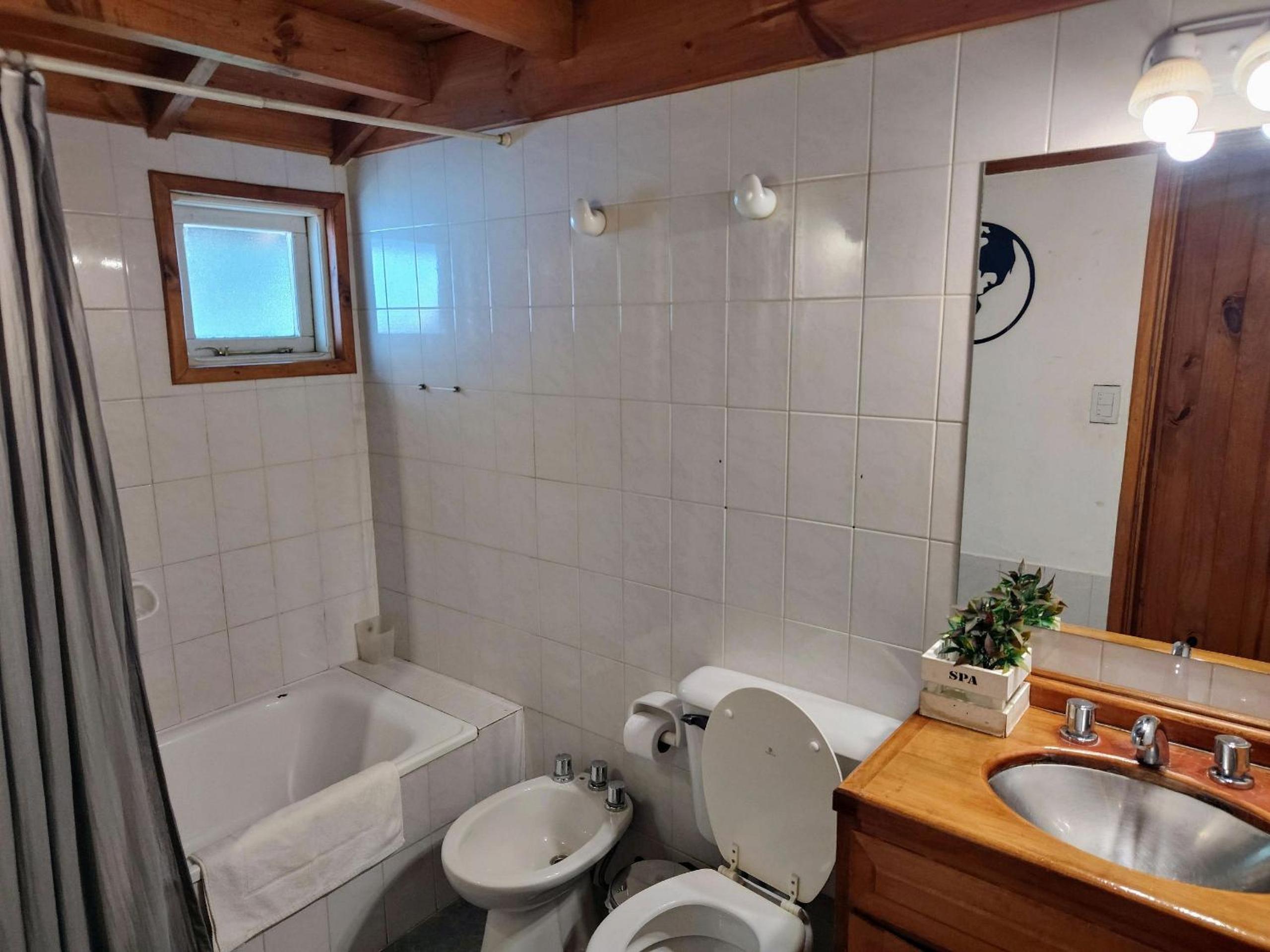 Cabaña soñada sobre el arroyo con dos dormitorios