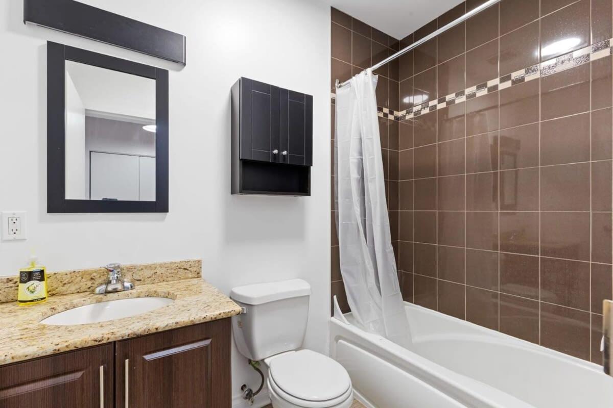 M11 The Artsy Suite 2BR Prime Location DT view 5