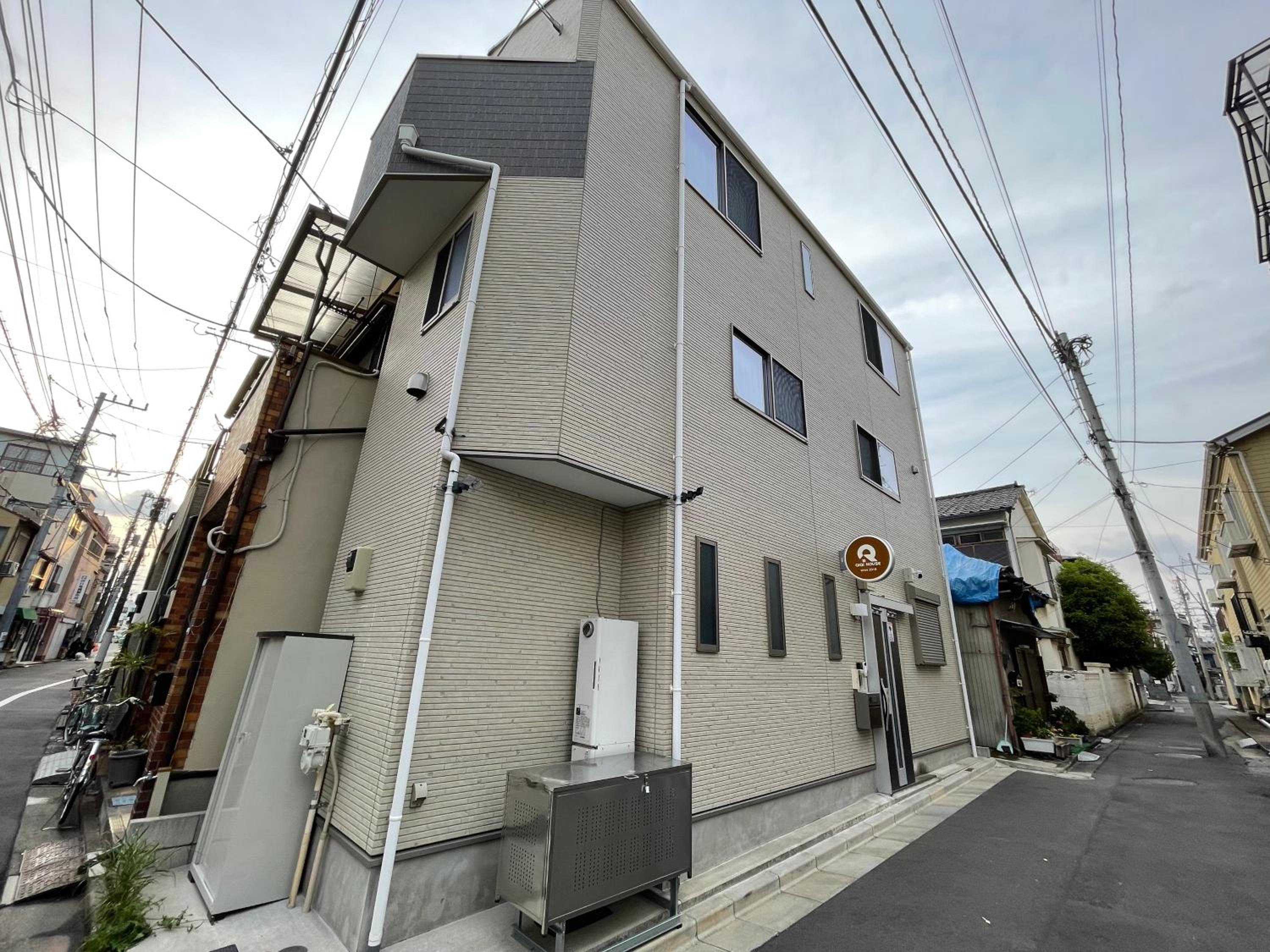 QiQi Serenity Tokyo Exclusive New 3-Story Home, 14min to Skytree, Asakusa Area