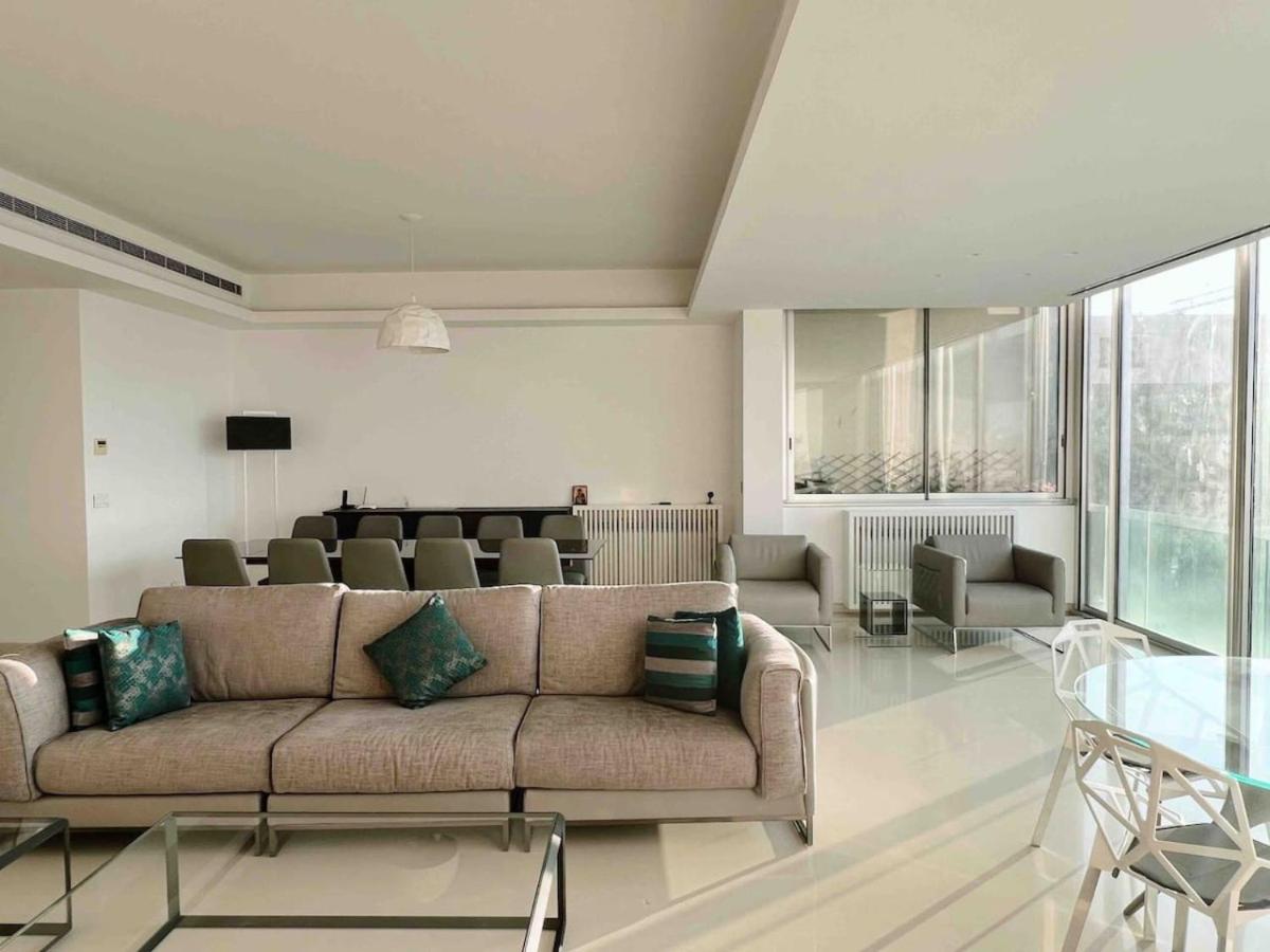 Gorgeous 3Br Achrafieh Apt