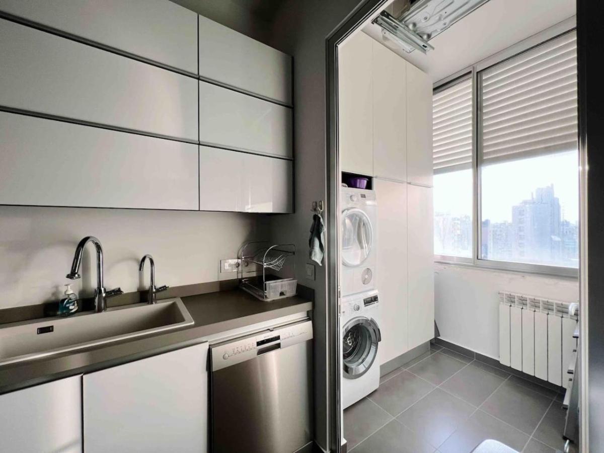 Gorgeous 3Br Achrafieh Apt