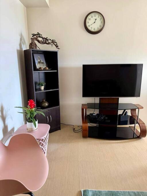1-Bedroom IT Park Avida Cebu view 5