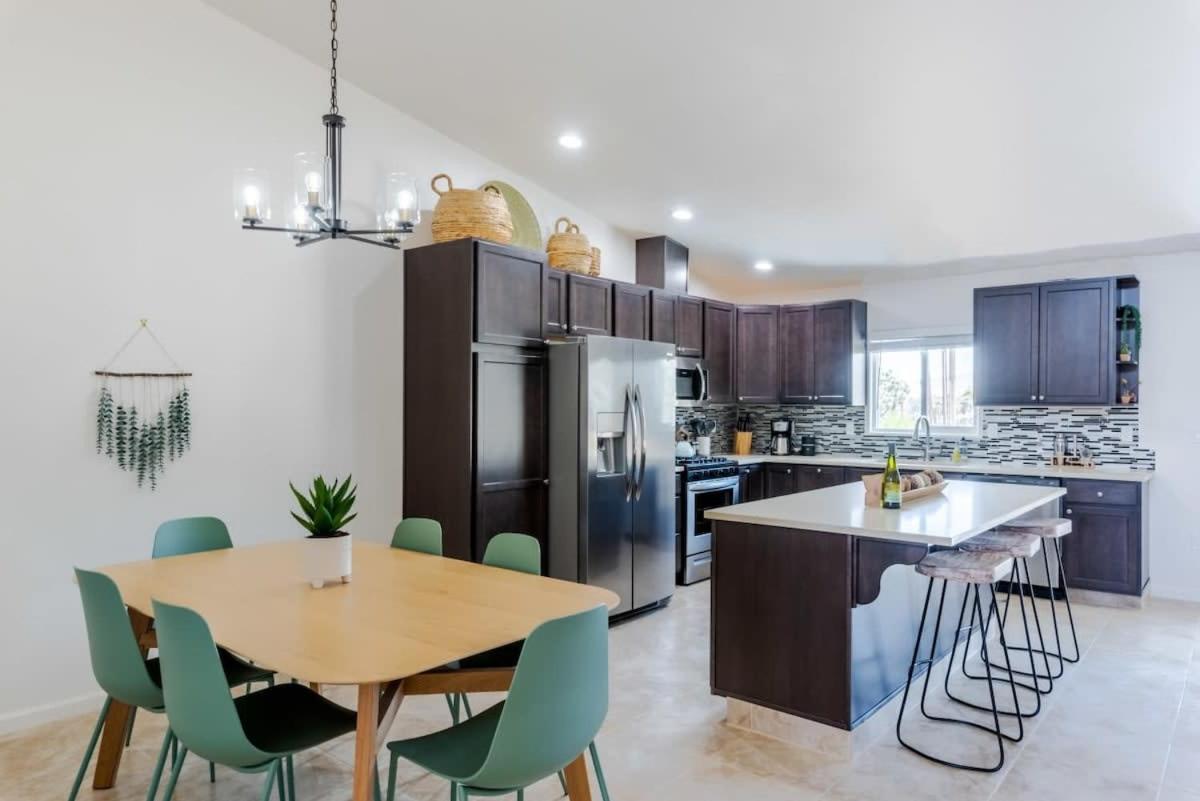The Amador Sands - 4bed Home w Spa Pool Table view 3