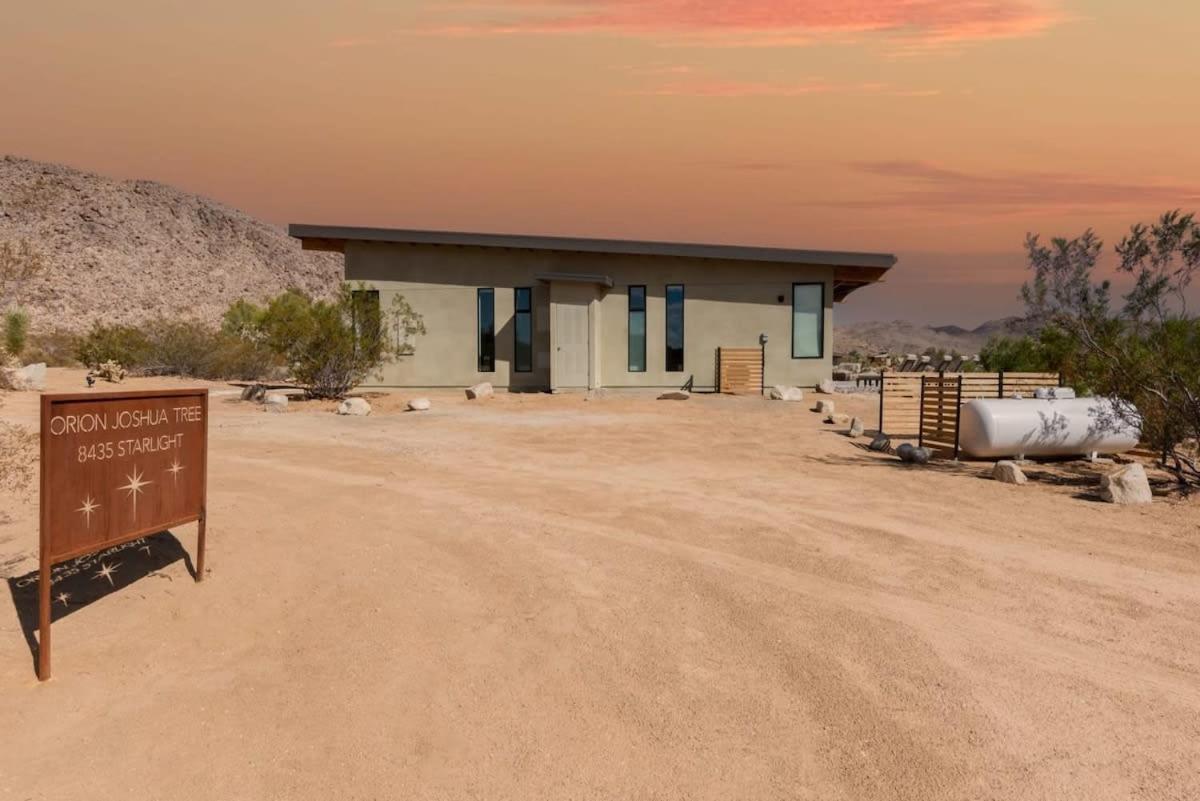 Orion Joshua Tree- Pool Complex at Park Sleeps 10 view 2