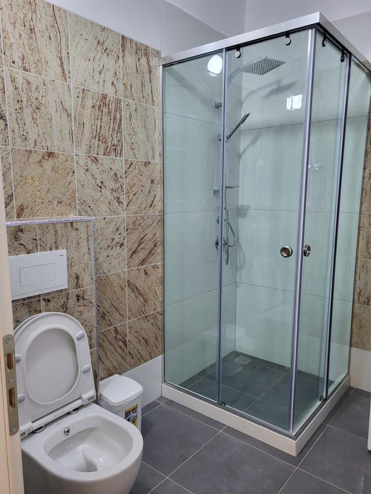 Fishta Apartments Q5 24
