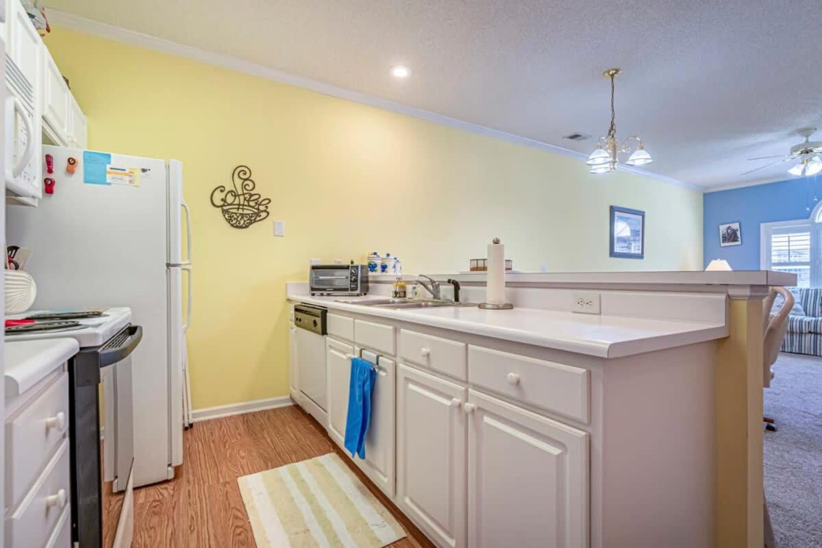Close to the Beach - Waterway Community view 5