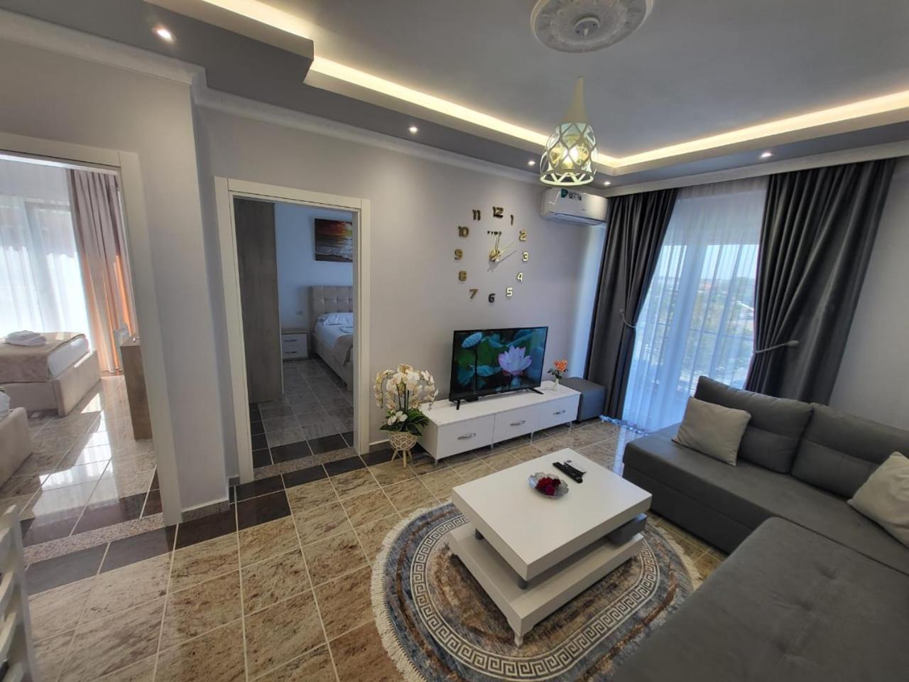Fishta Apartments Q5 24