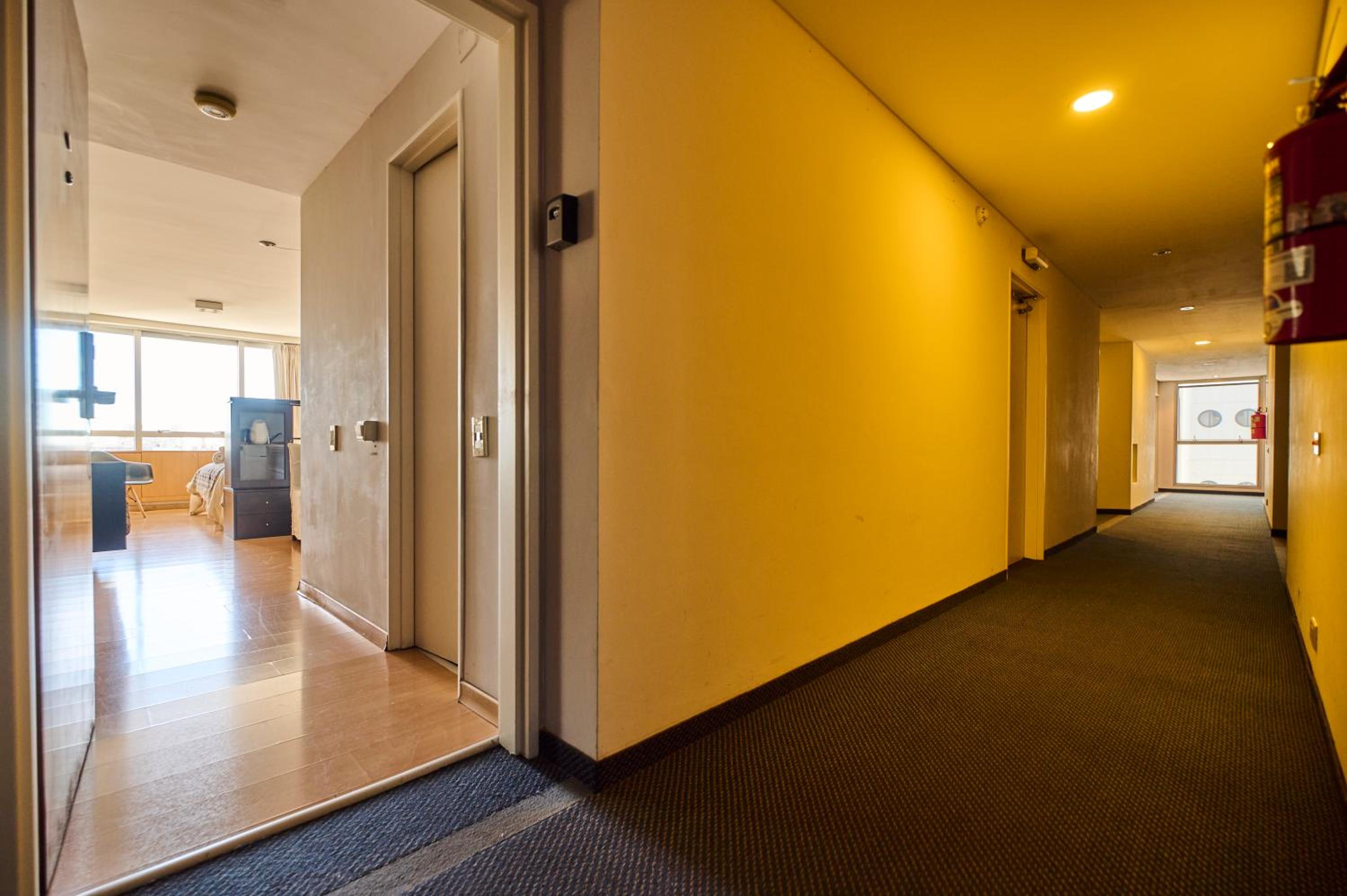 Recoleta: Elegance, Pool and Prime Location