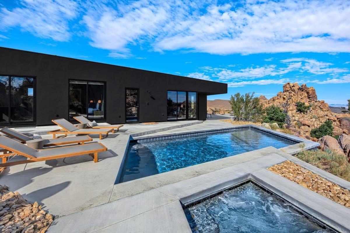 Black Desert House ft in Architectural Digest view 3