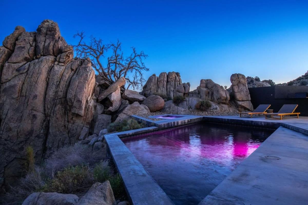 Black Desert House ft in Architectural Digest view 4
