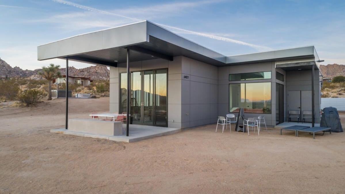 Hotel Terra Joshua Tree I Icon W Cowboy Pool At Park