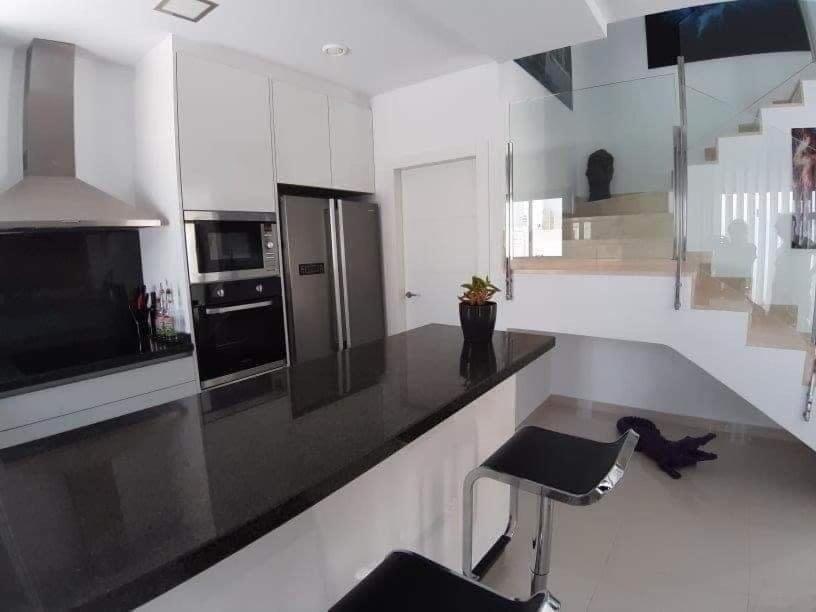Modern 3 Bedroom Villa with Private Pool MO35 view 5
