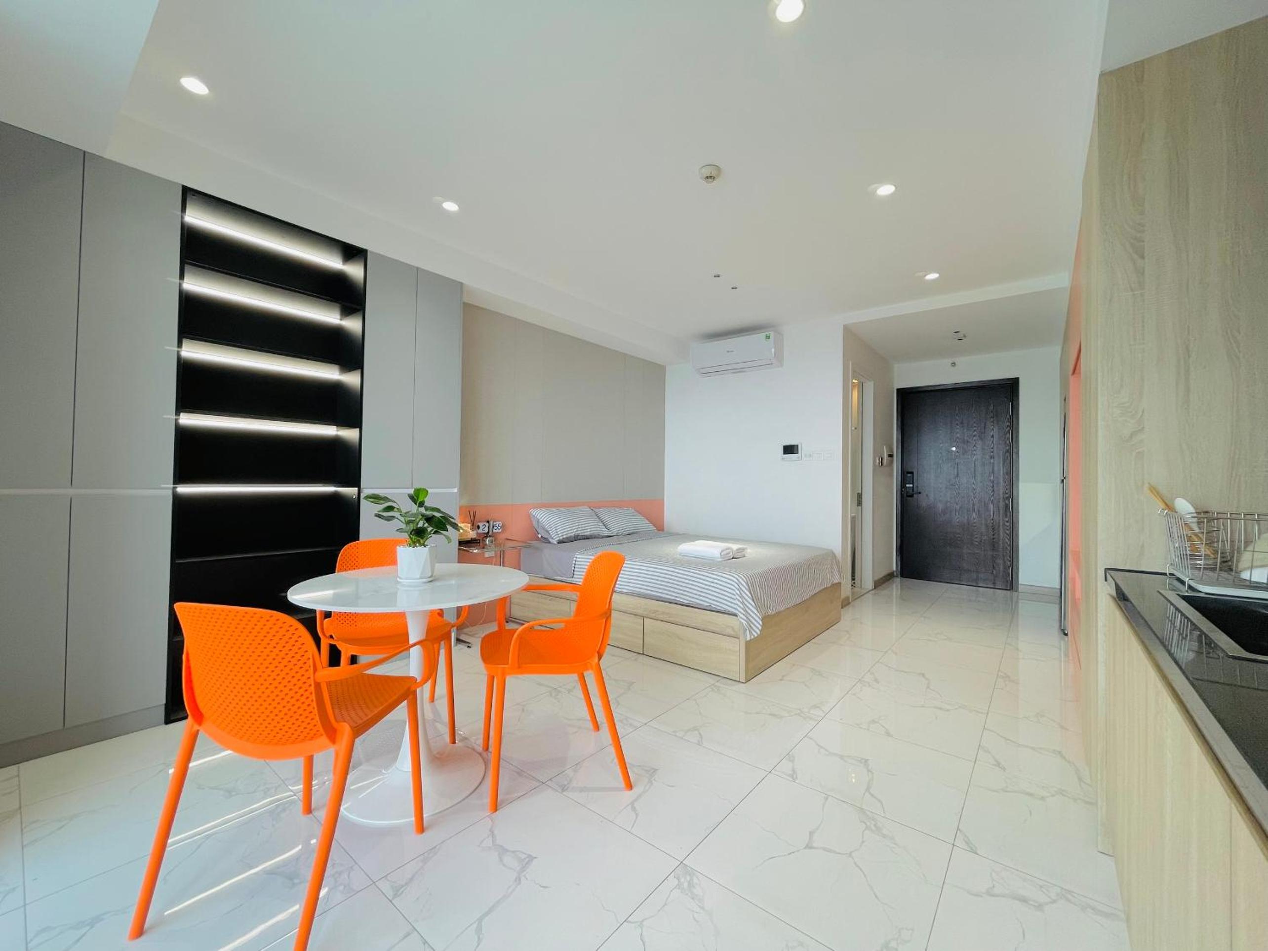 Color Vinhomes Smartcity Apartment