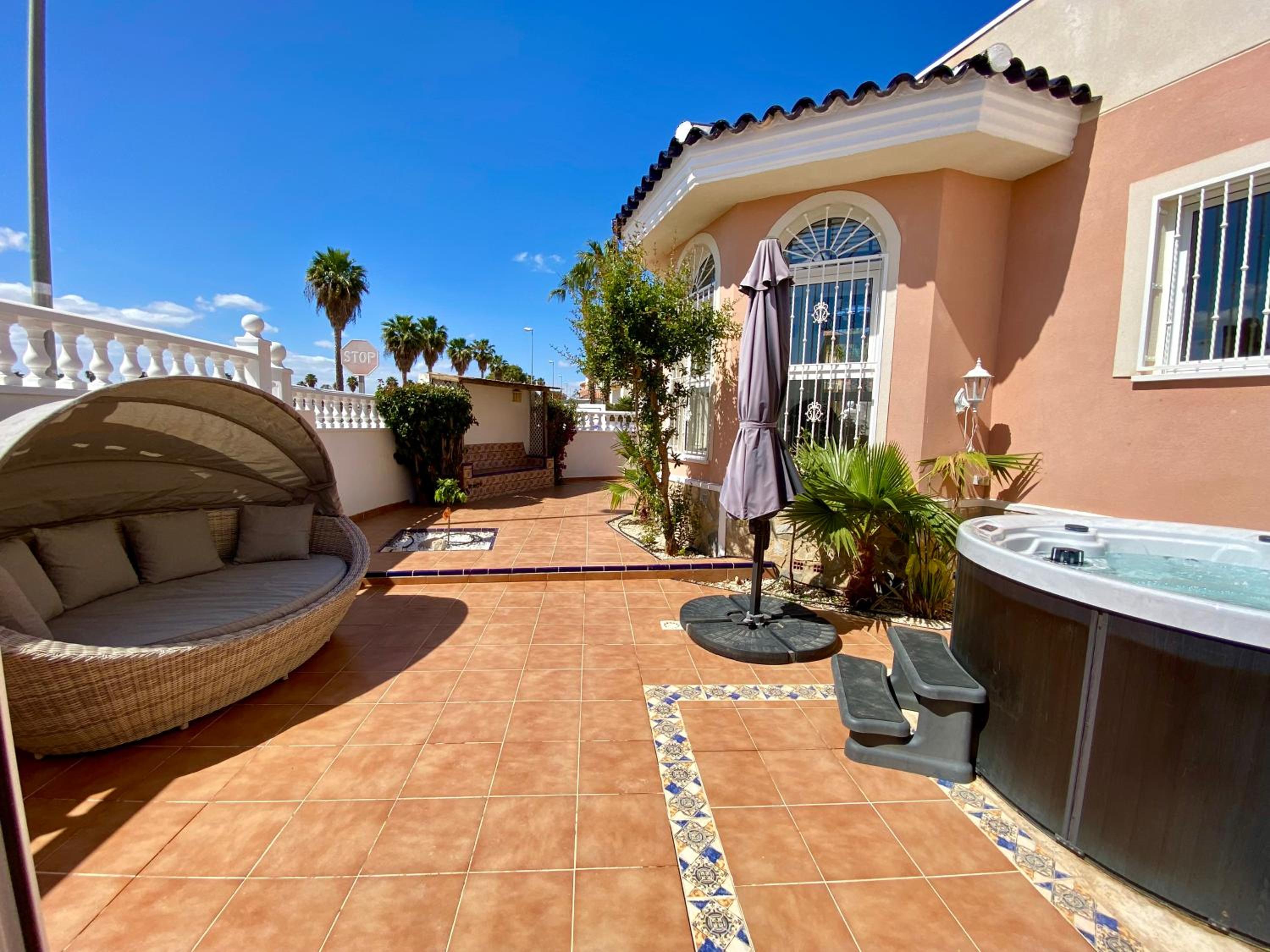 Casa Elena luxery family holiday home 4-10 persons view 4