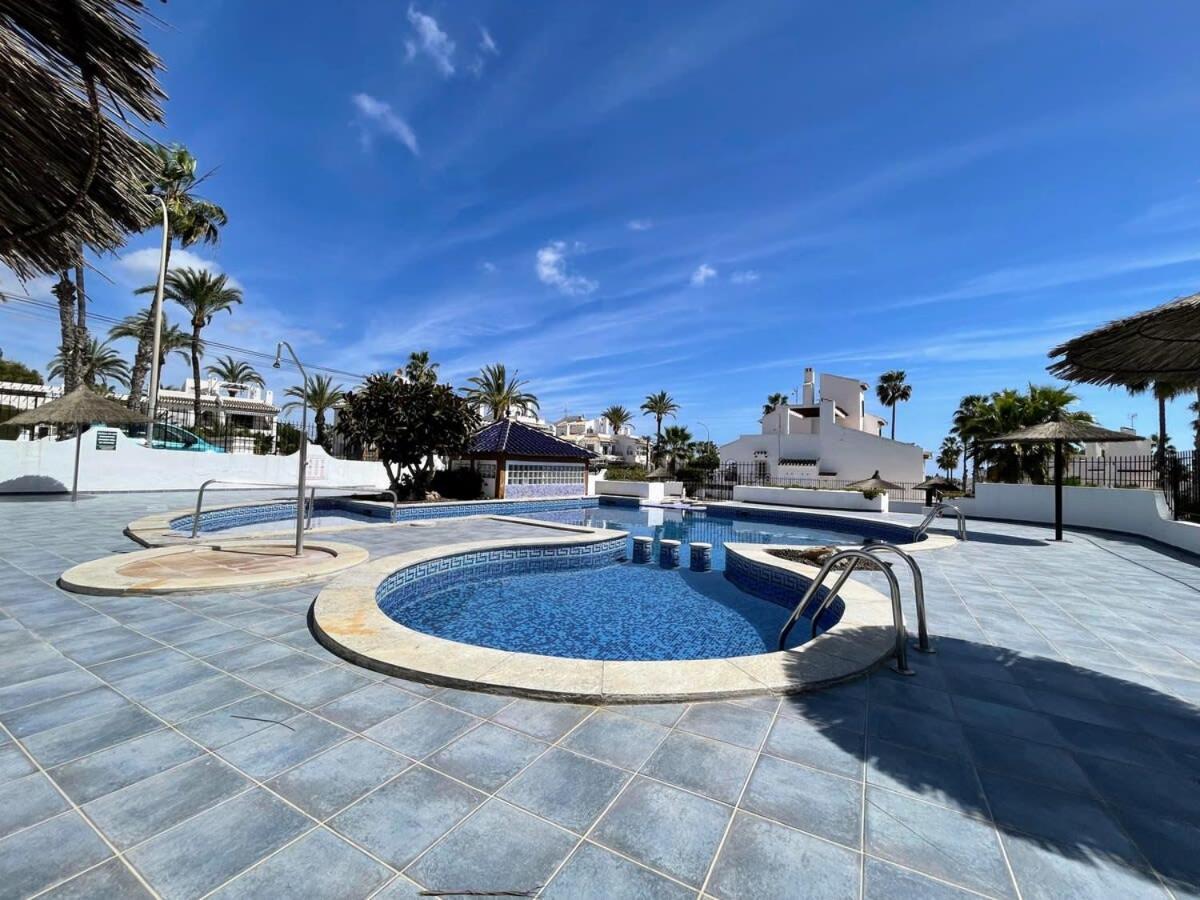 Botanical 2 Bedroom Bungalow with Com Pool VM33 view 3