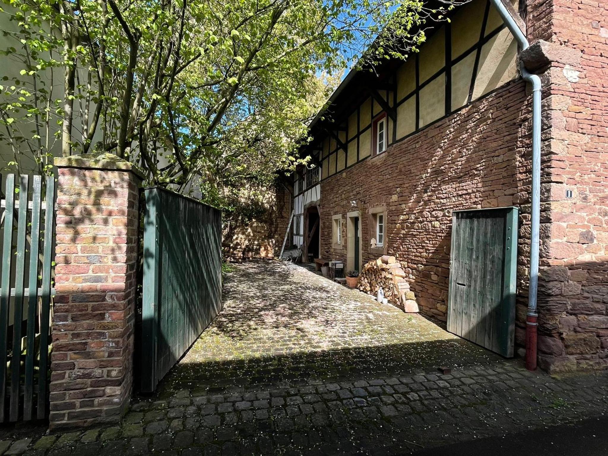 Cherrytree Cottage 1840