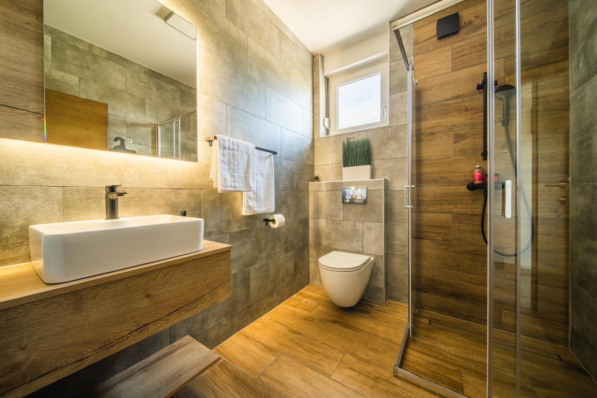 K Relax Place, Varaždinske Toplice, modern home with Sauna, Jacuzzi, WIFI