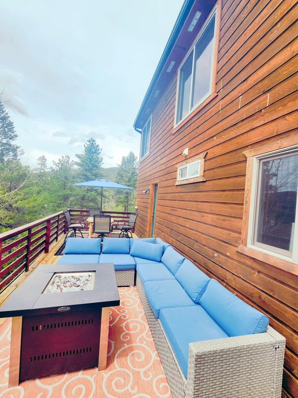 Coyote Cottage Retreat Hot Tub Deck Mtn Views