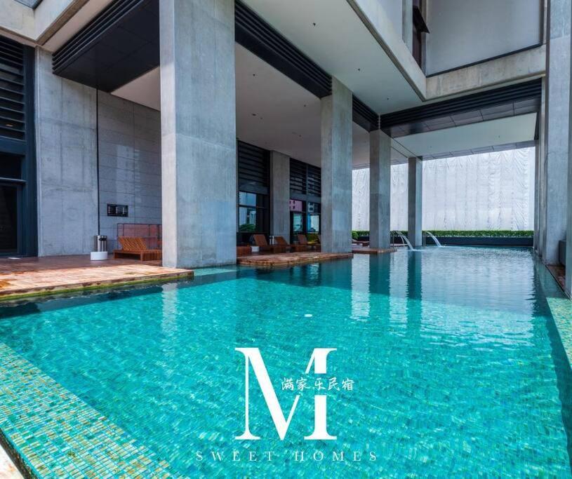 Arcoris Mont Kiara 19# Deluxe 1 Bedroom With Balcony KL #1-3Pax