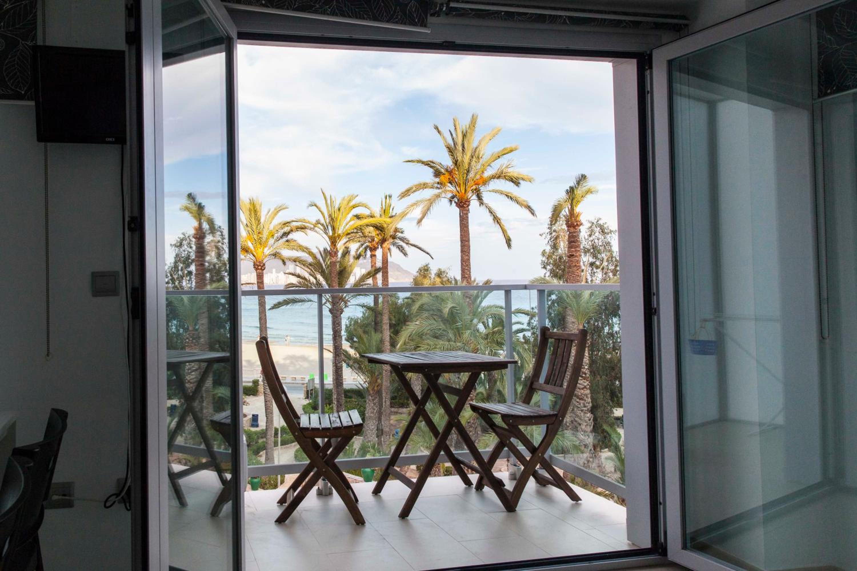 MIRADOR LA CALA en 1a línea de playa para 4 personas view 4
