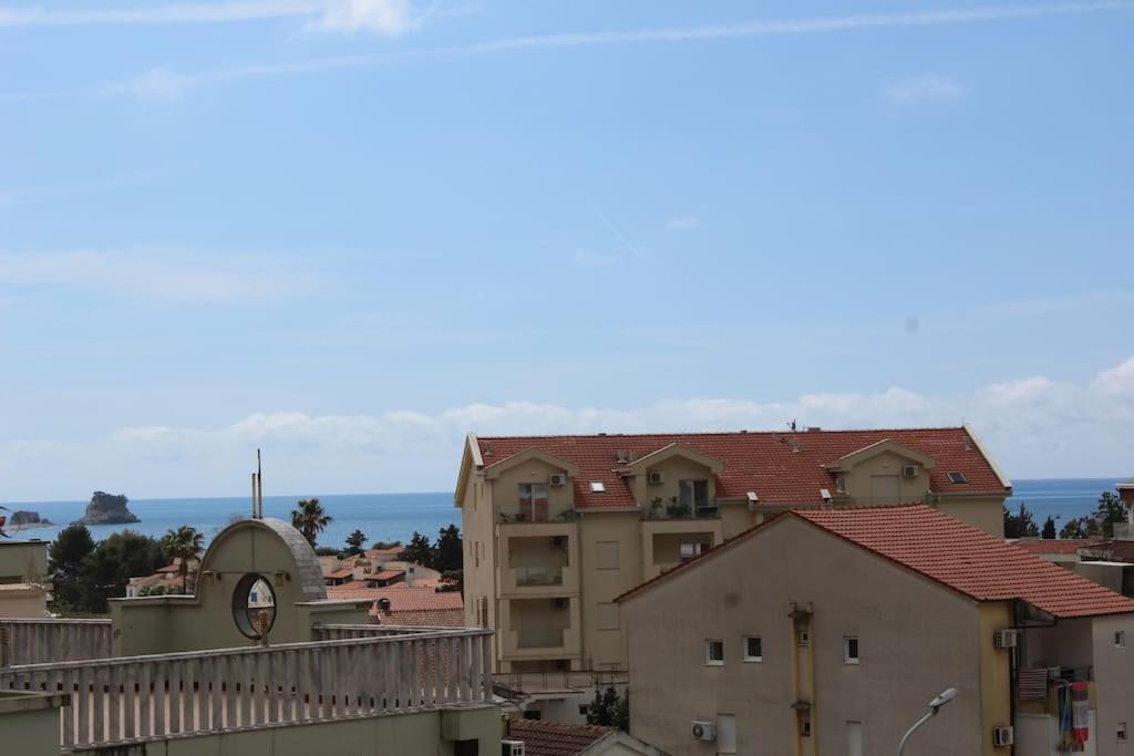 2-level apartment with terraces by the sea view 3