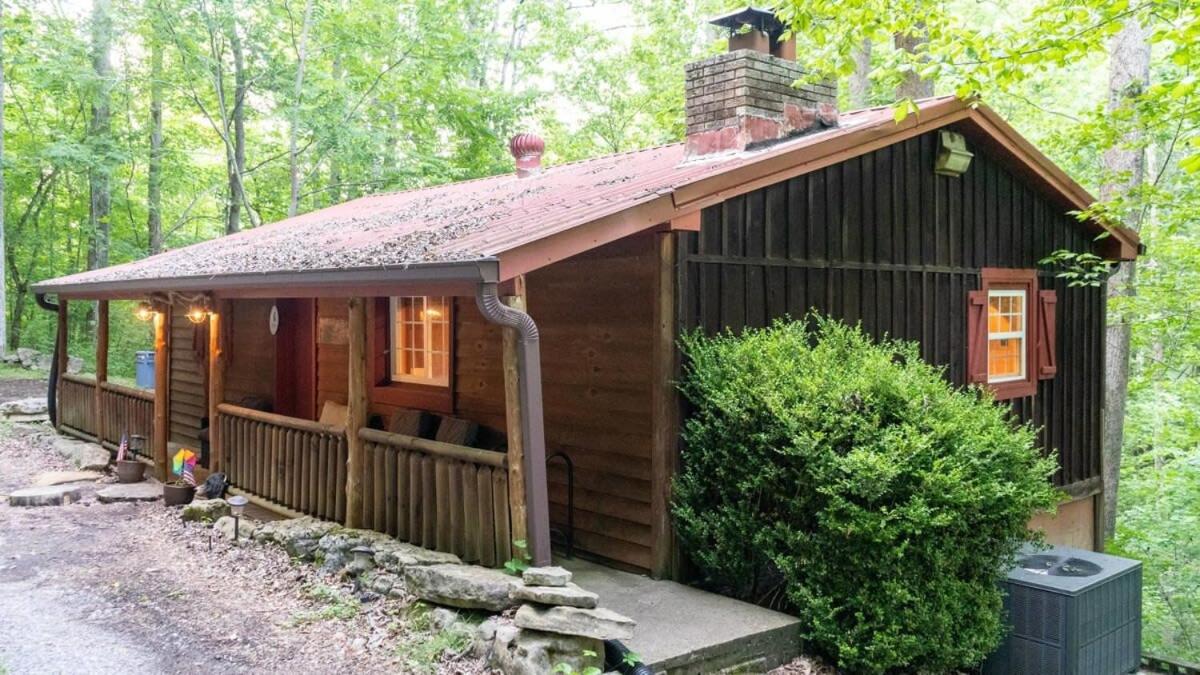 Secluded 3BR 1BA Cabin for Cozy Living view 3