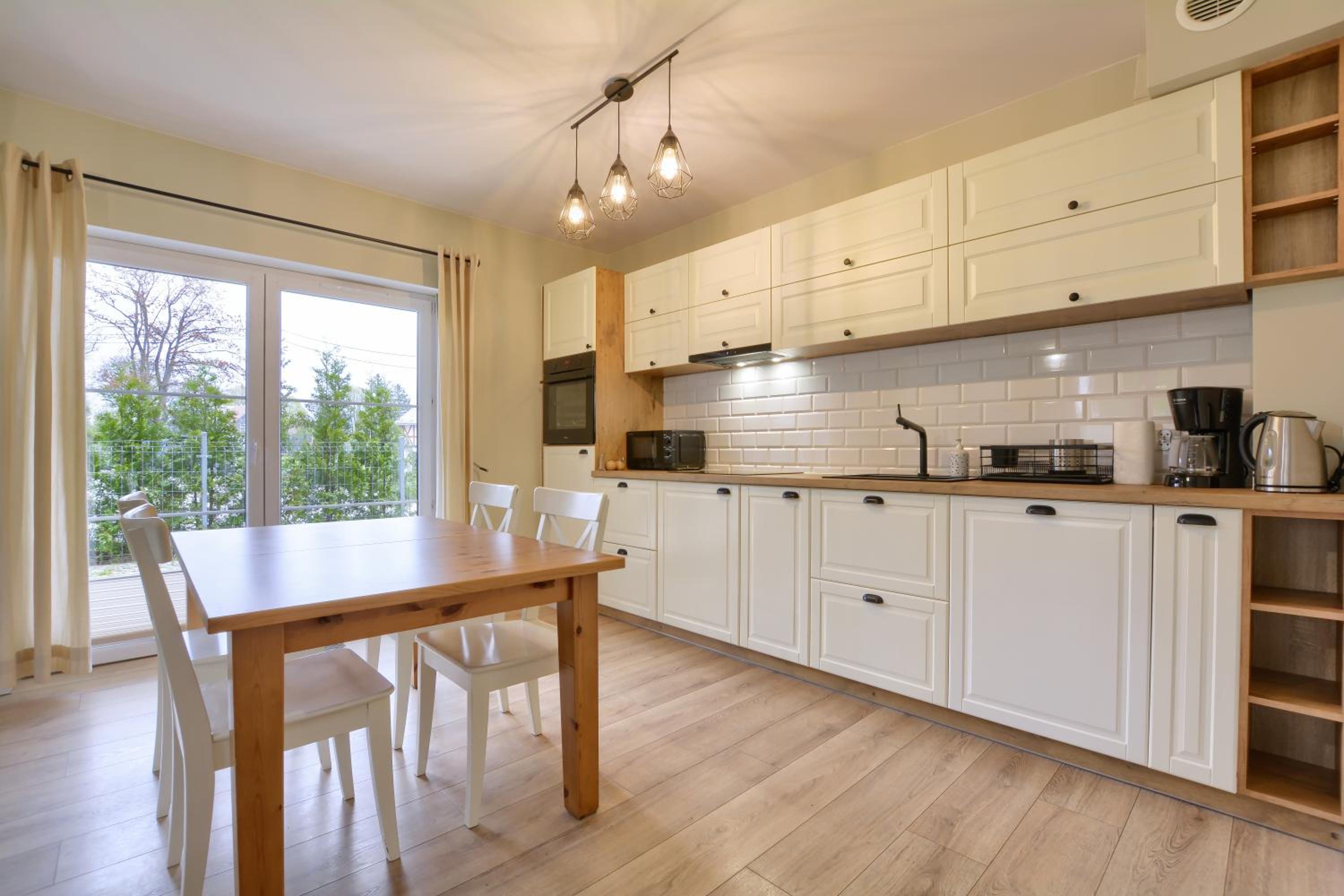 Apartament NavyBlue z widokiem na góry view 3
