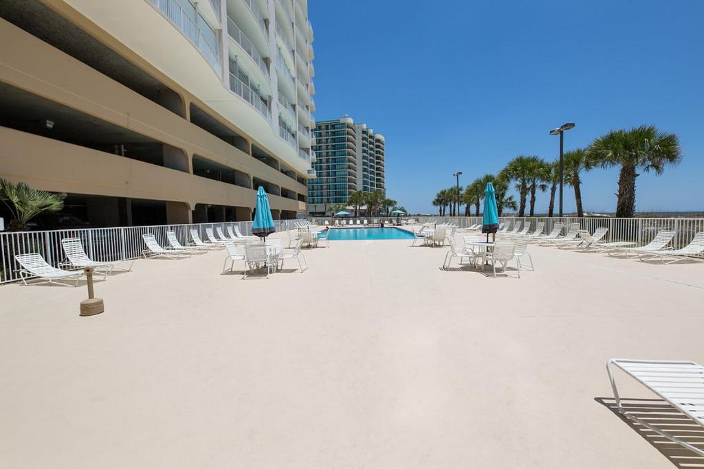 Regency Isle 809 by Liquid Life view 5