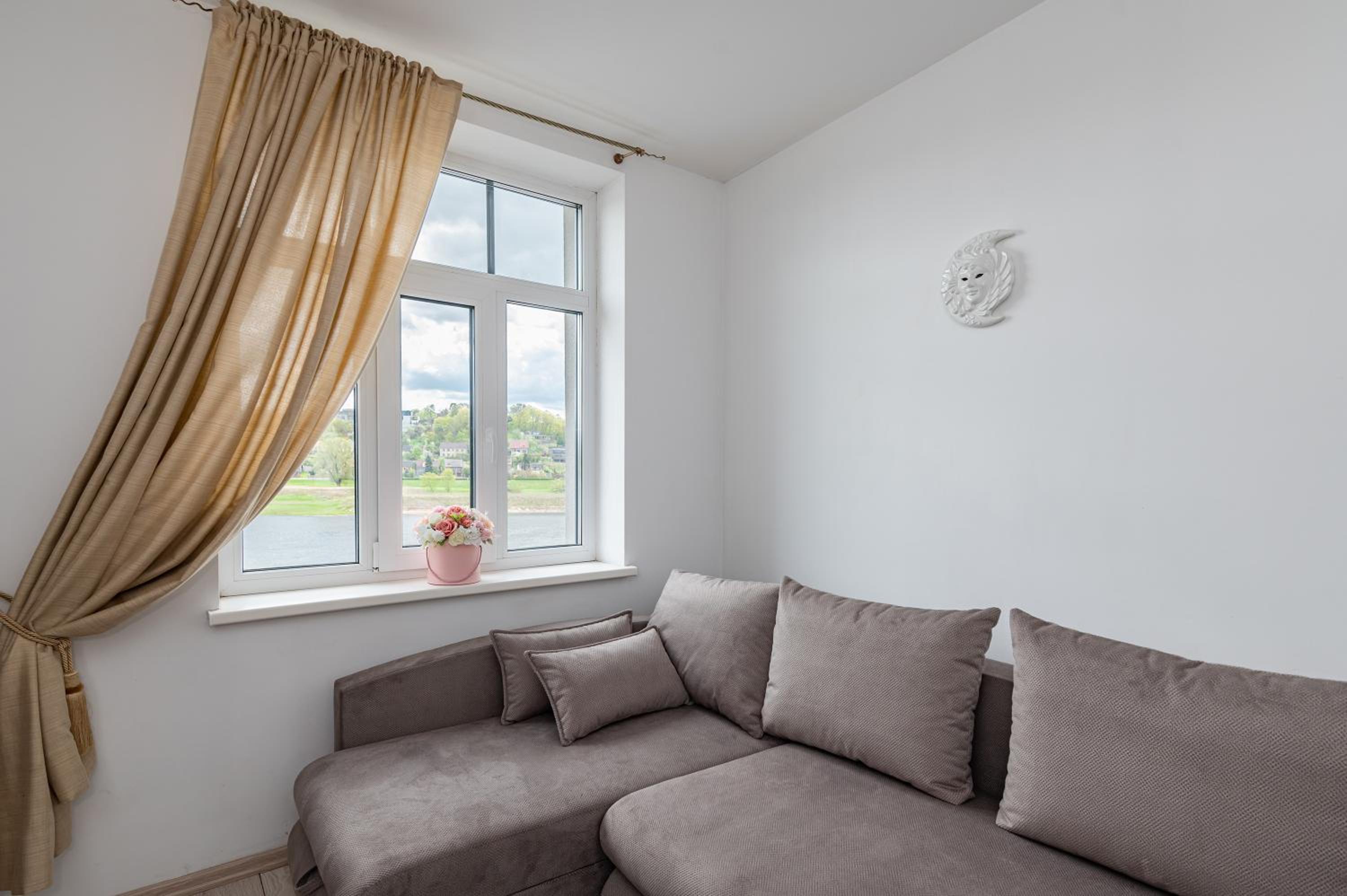 Serene Nemunas River View apartment near McDonald by Polo Apartments