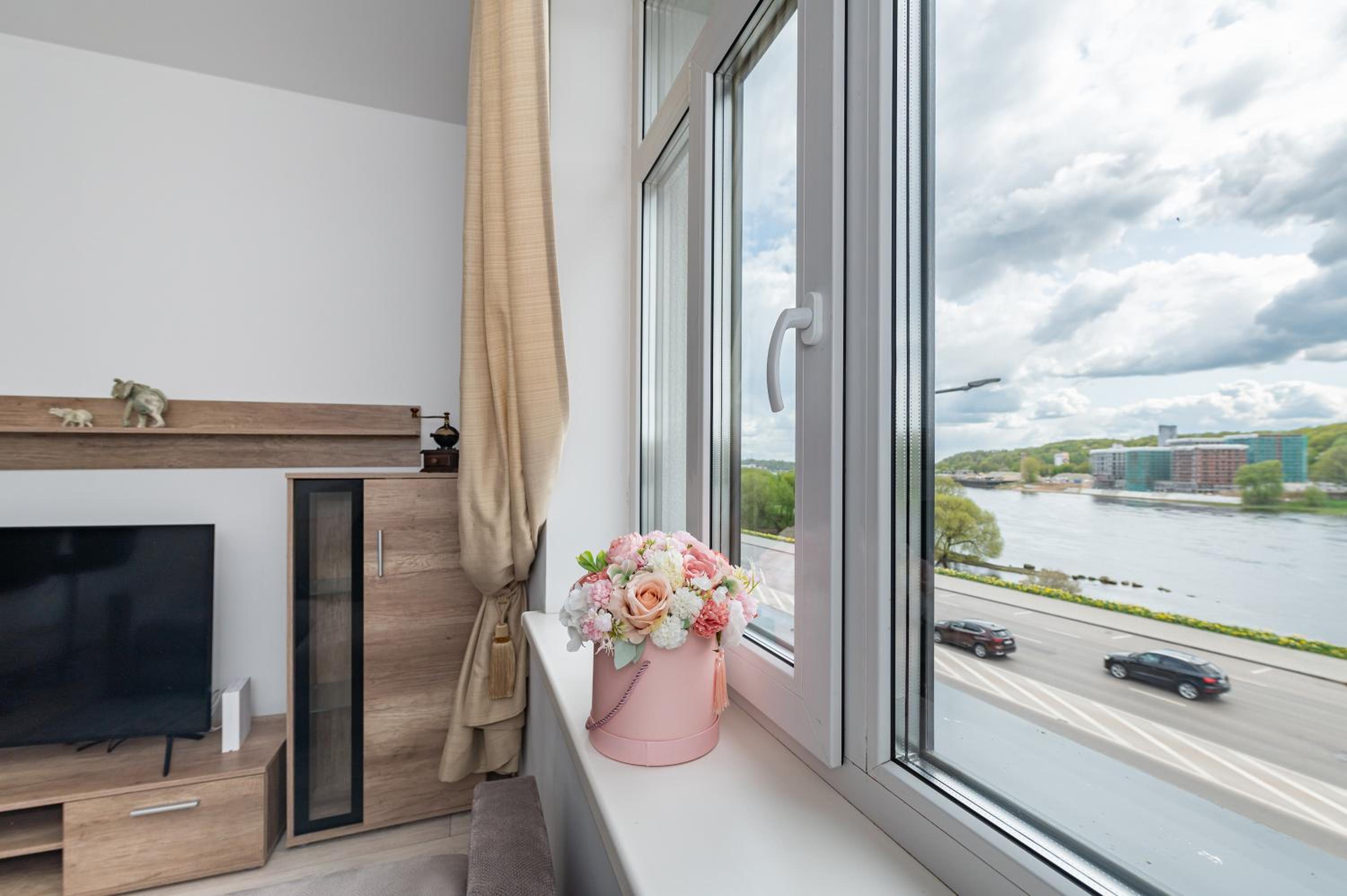 Serene Nemunas River View apartment near McDonald by Polo Apartments