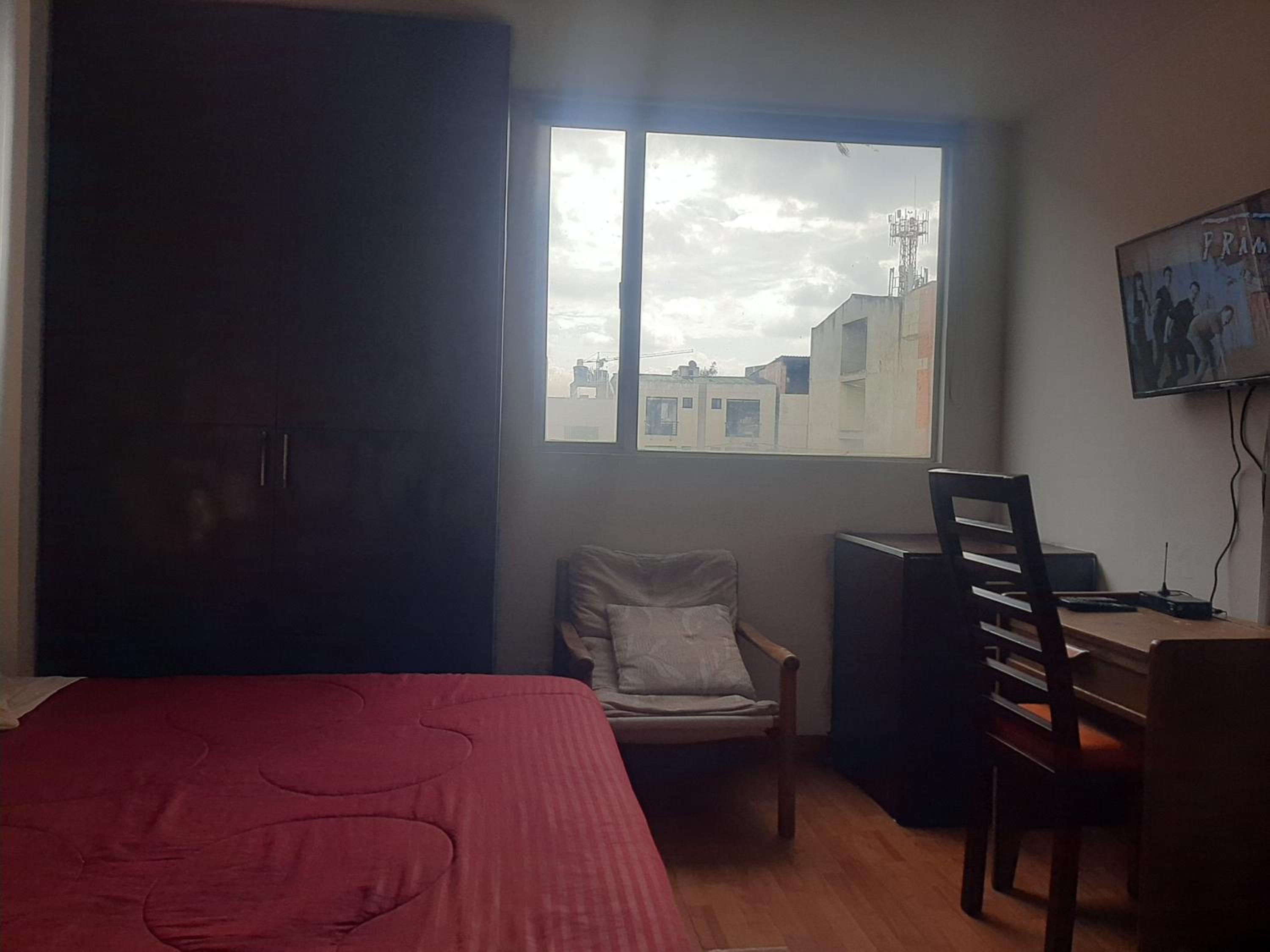 SECTOR DE CORFERIAS , APARTAESTUDIOS Y HABITACIONES A 5 CUADRAS, EMBAJADA AMERICANA 10 CUADRAS, CERCA AL CAN , G 12 , UNIVERSIDAD NACIONAL , AEROPUERTO a 2