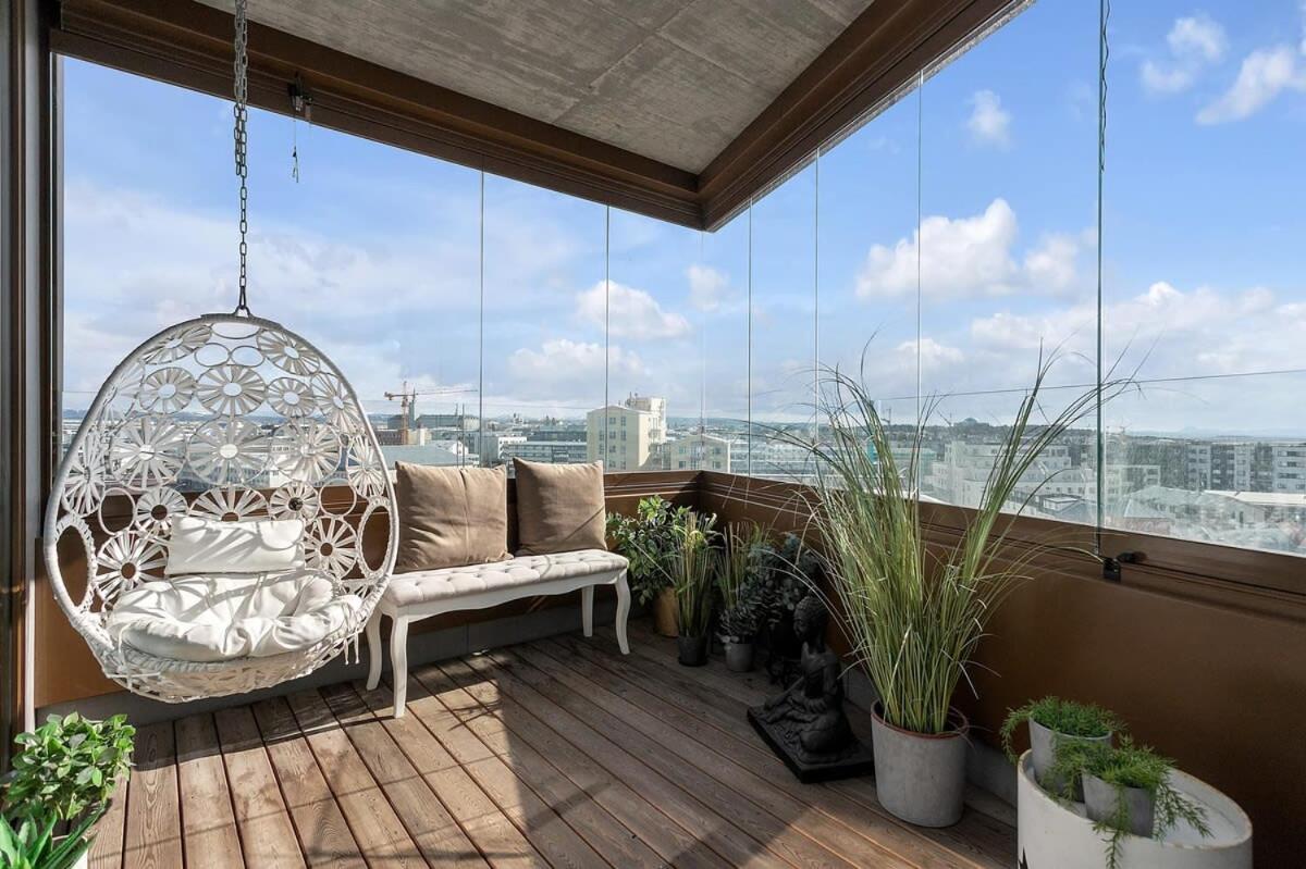 Spacious 3BR Apartment with 2 bathrooms by Heimaleiga view 5