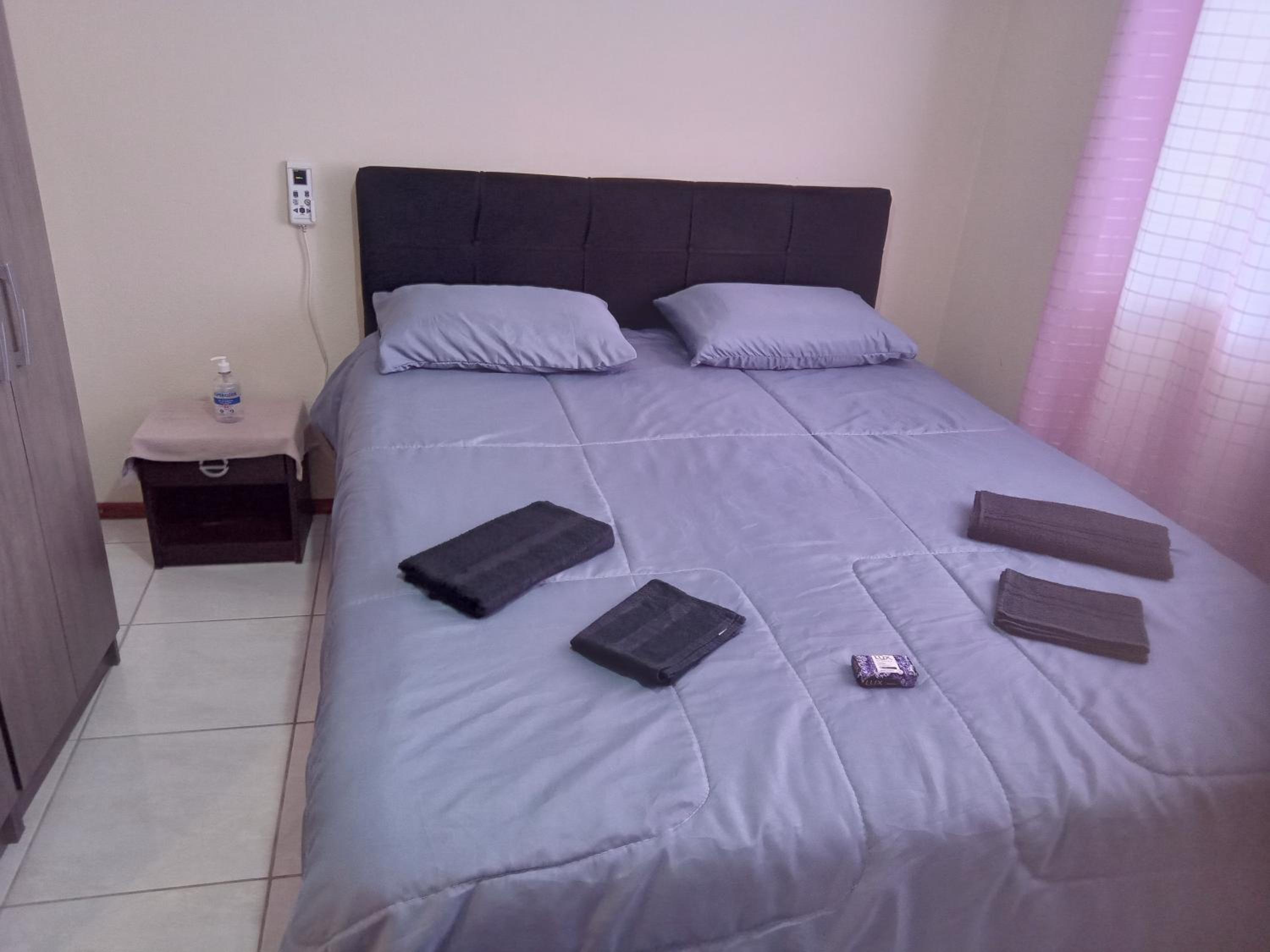 POUSADA ALTERNATIVA MANU LAGES Quarto Com Banheiro no Corredor