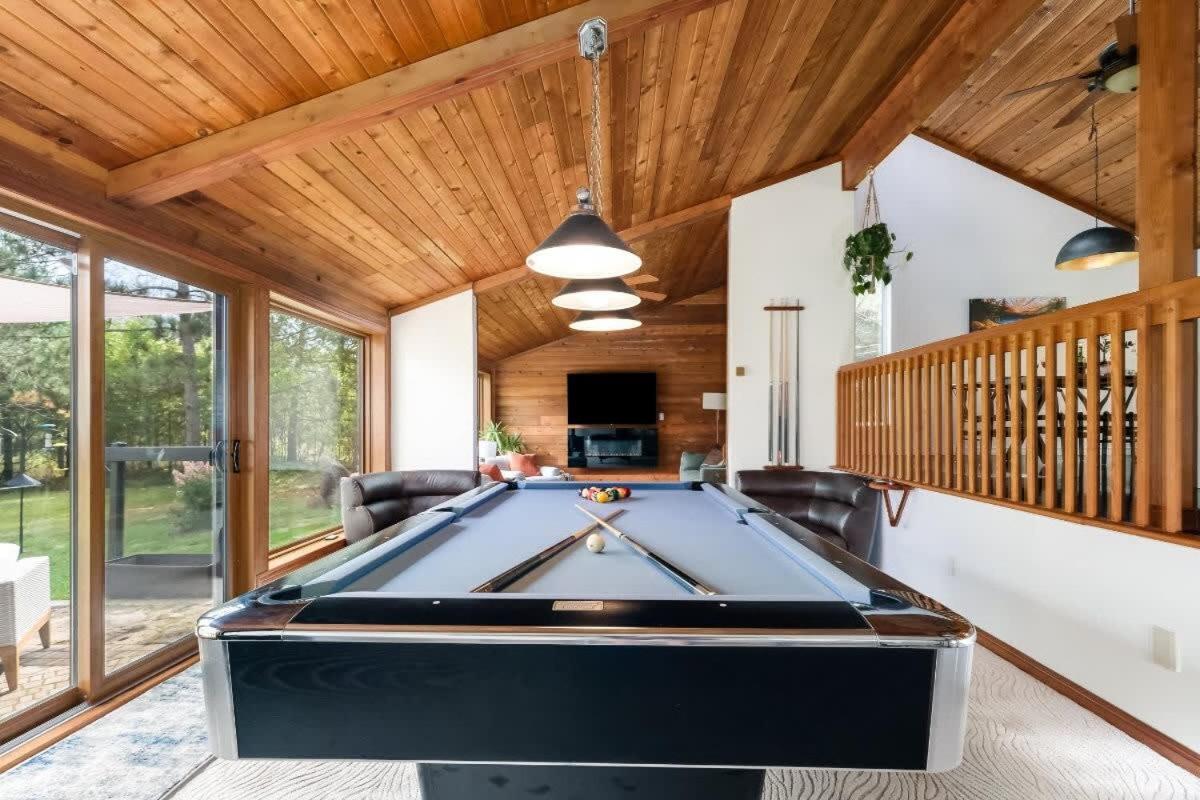 Xanadu - Zen waterfront retreat on Upper Rideau