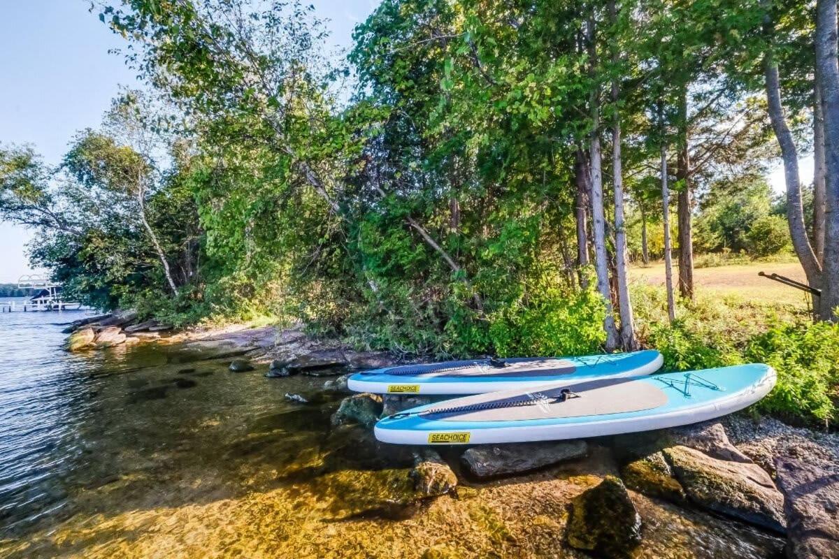Xanadu - Zen waterfront retreat on Upper Rideau