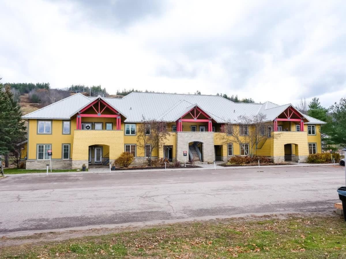 All Season Ski in Out Chalets at Calabogie Peaks
