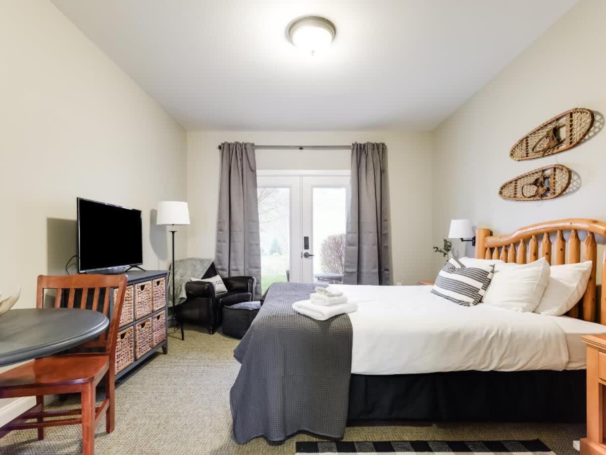 All Season Ski in Out Chalets at Calabogie Peaks