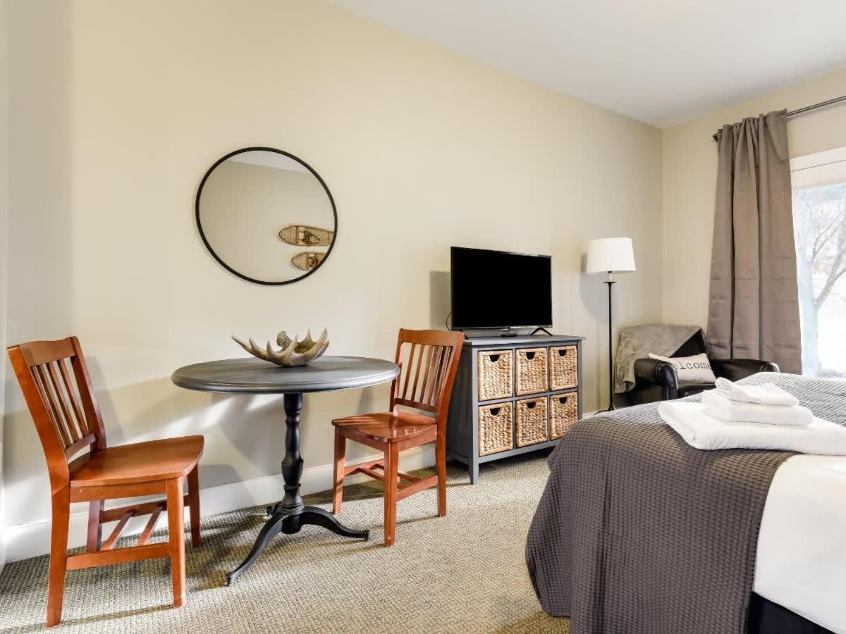 All Season Ski in Out Chalets at Calabogie Peaks