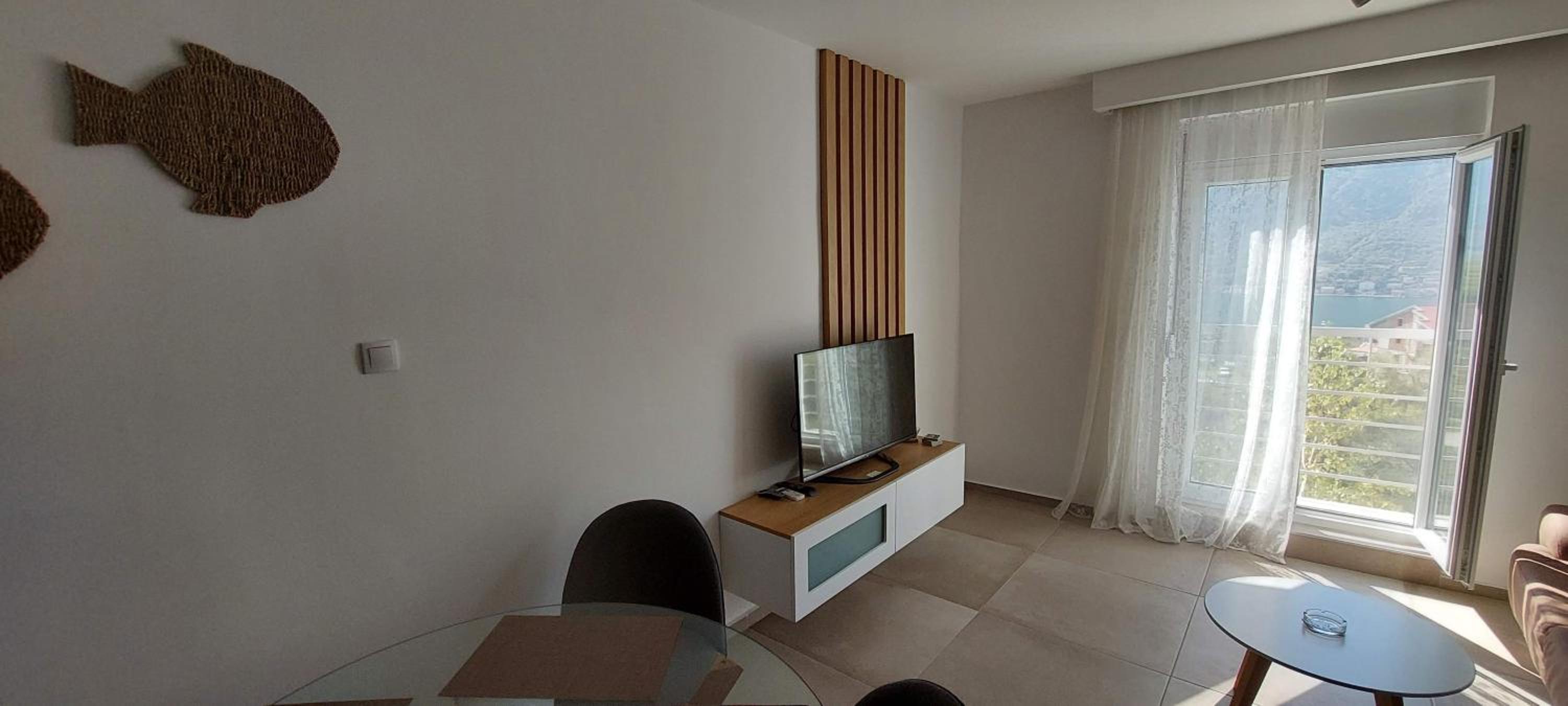 Biserni Apartman 1 view 2