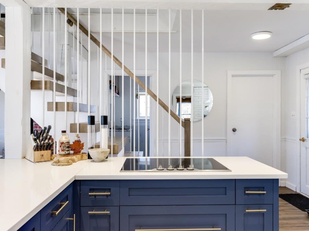 Cozy family waterfront retreat recently renovated