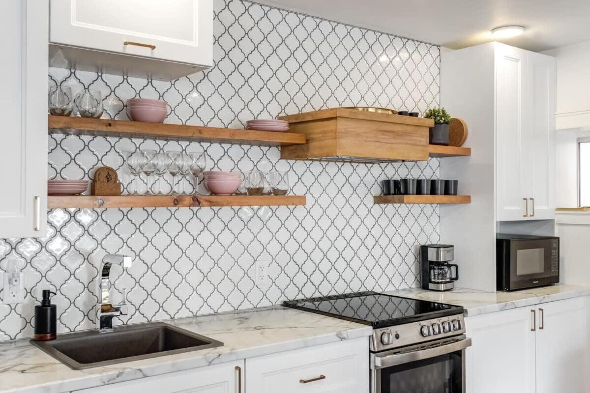 Birch & Ivy Suites at Portage House in Picton