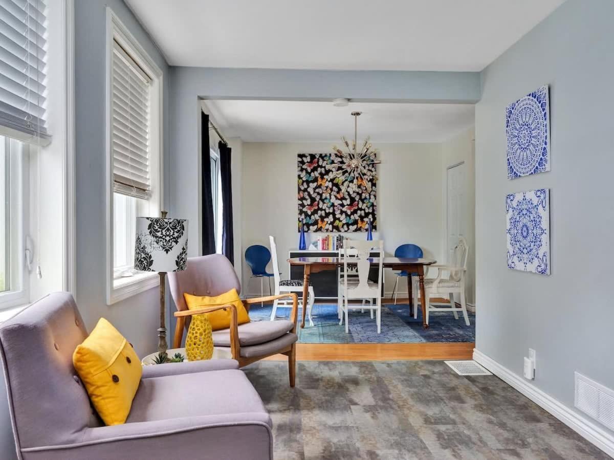 Cobalt Cottage: Picton House with Sandbanks Pass