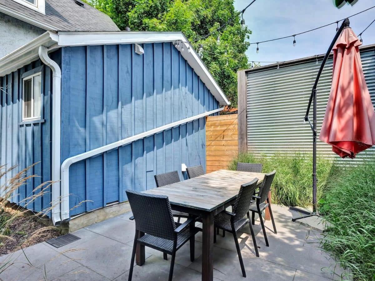 Cobalt Cottage: Picton House with Sandbanks Pass